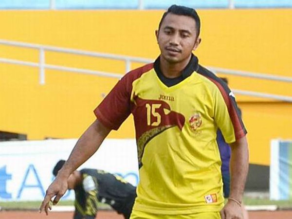 Berita Sepak Bola: Firman Utina Masih Berusaha Capai Performa Terbaik