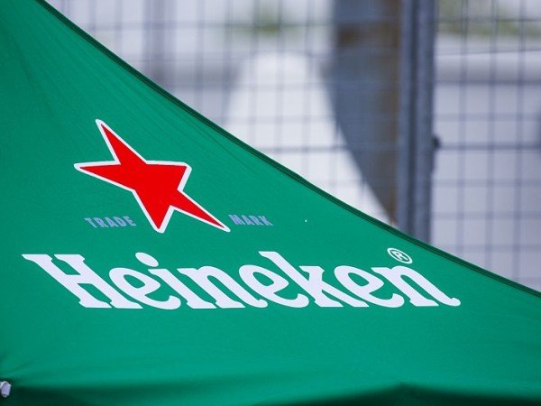 Berita F1: F1 Menandatangani Kontrak Besar Dengan Heineken