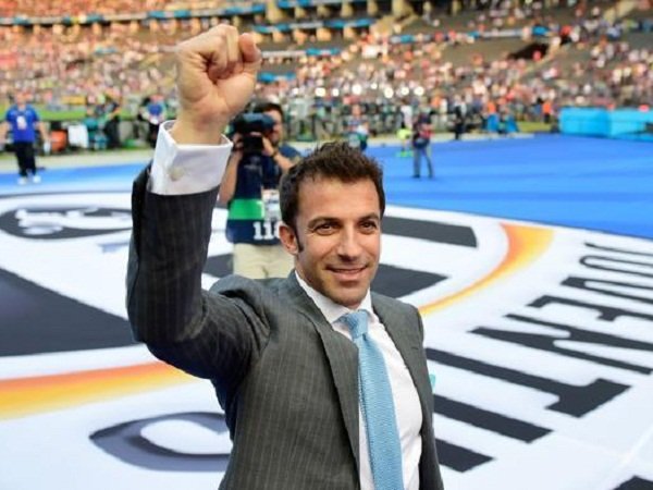 Berita Piala Eropa: Alessandro Del Piero optimistis lini pertahanan dapat menjadi kunci kesuksesan Italia