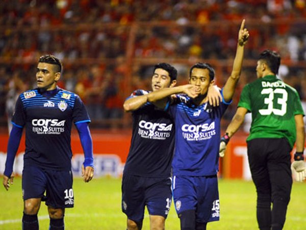 Berita TSC 2016: Berkat Sunarto Effect, Arema Cronus Bungkam PSM Makassar