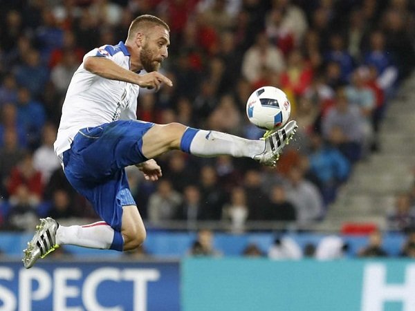 Berita Piala Eropa: Daniele De Rossi sebut Italia diremehkan sebelum Piala Eropa 2016