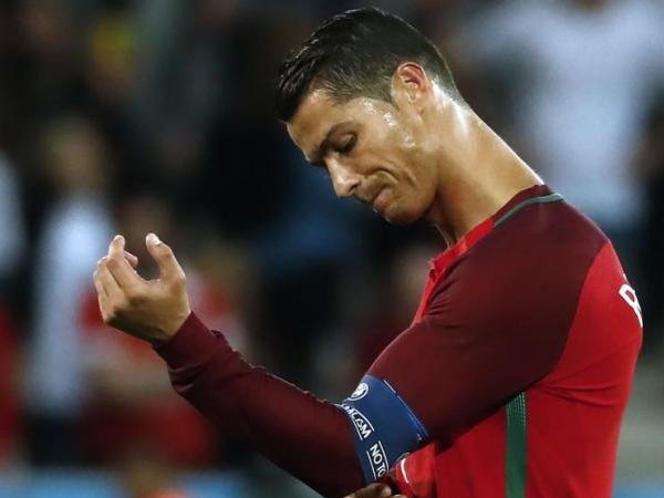 Berita Piala Eropa: Pelatih Islandia ledek permainan Cristiano Ronaldo