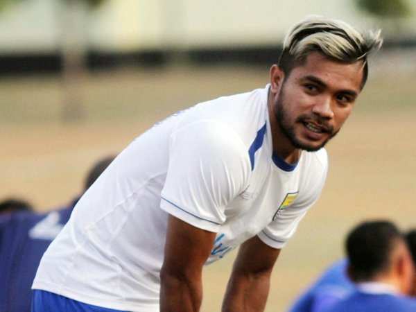 Berita Sepakbola: Ini Kata Zulham Tentang Kembalinya Riedl