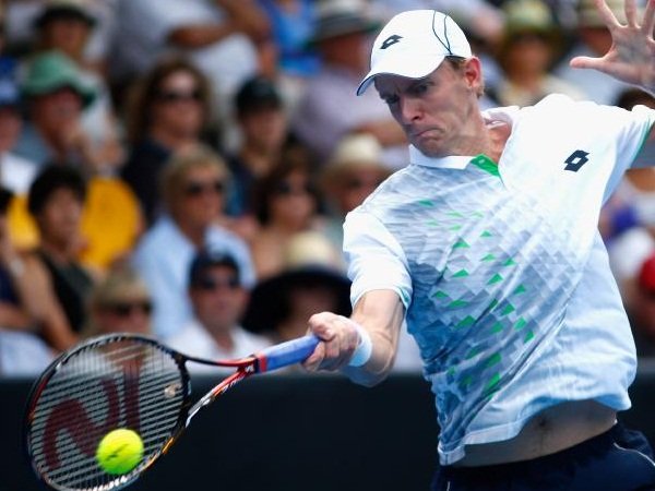 Berita Tenis: Bernard Tomic Tetap Menang Meski Bertanding Ditengah Riuh Penonton