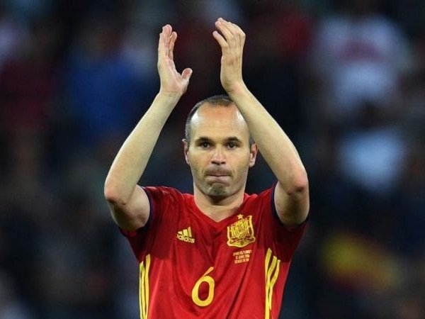 Berita Piala Eropa: Ivan Rakitic berharap tidak berhadapan dengan Andres Iniesta