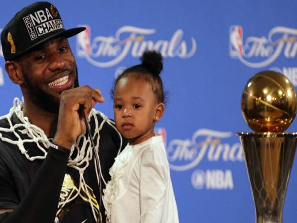 Berita Basket: LeBron James Positif Tidak Bermain Di Olimpiade Rio 2016