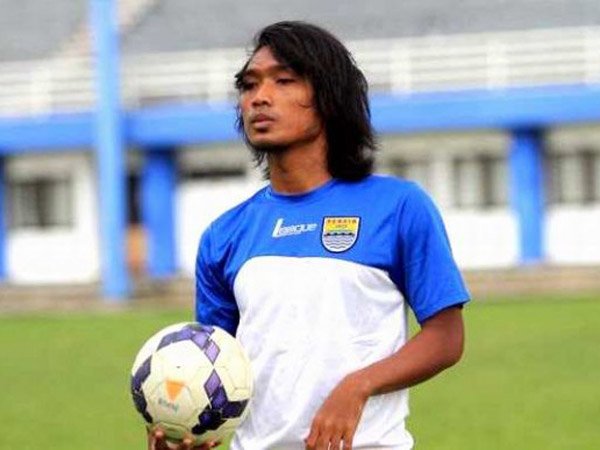 Berita TSC 2016: Absennya Hariono dari Persib Saat Hadapi Gresik United