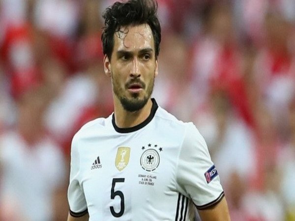 Berita Piala Eropa 2016: Mats Hummels Yakin Jerman Tidak Terpengaruh dengan Kritik