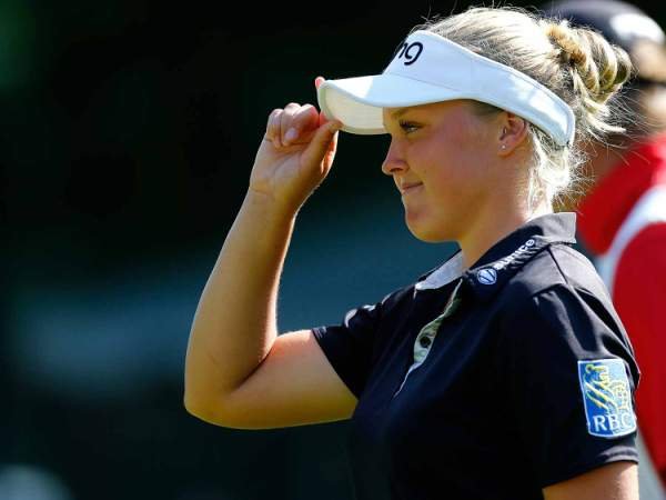 Berita Golf: Pegolf Cantik Brooke Henderson, Jadi Sorotan Dunia