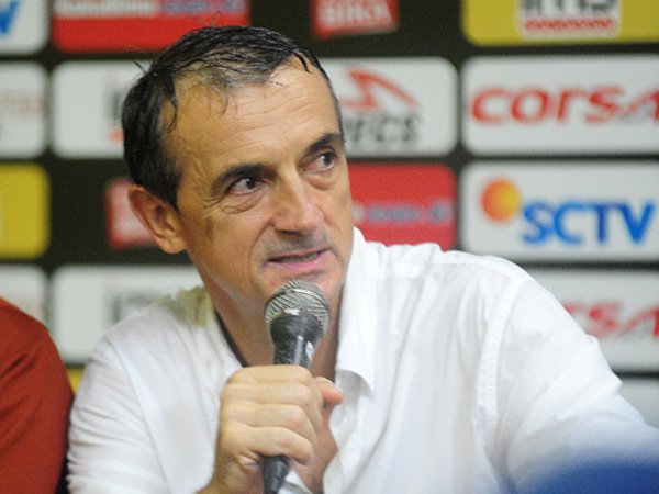 Berita TSC 2016: Gagal Dapat Poin Milomir Seslija Bela Arema