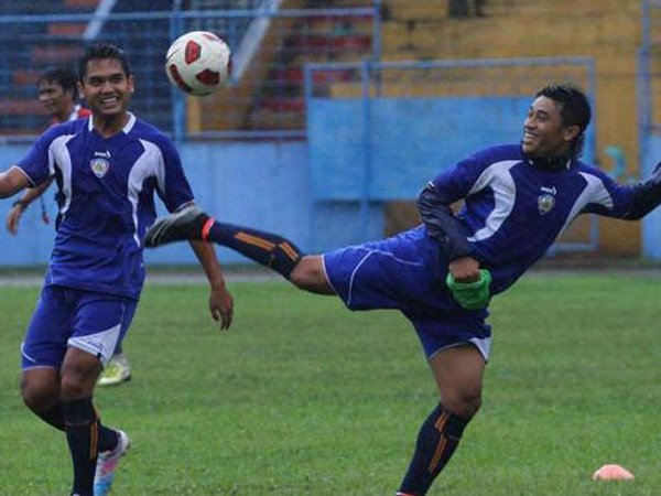 Berita Sepakbola: Tips Tetap Fit Selama Bulan Ramadhan Ala Beny Wahyudi