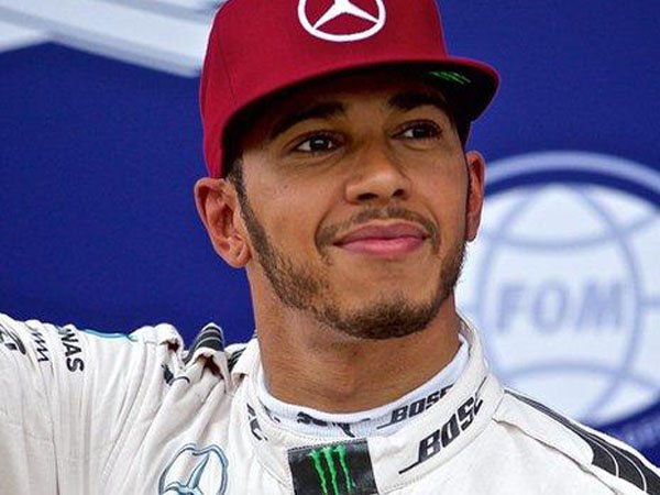 Berita F1: Lewis Hamilton Khawatir Dapat Penalti Mesin Lagi