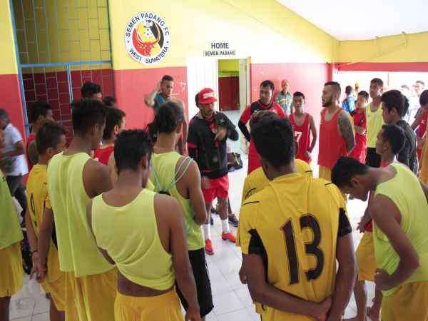 Berita TSC A 2016 : Disakiti Mantan, Semen Padang Takluk Dari Arema Cronus