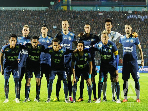 Berita TSC 2016: Arema Tutup Libur Lebaran Sebagai Pimpinan Klasemen