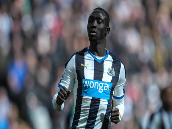 Berita Transfer: Papiss Cisse Tinggalkan Newcastle United dan Bergabung dengan Graziano Pelle di Klub dari Liga China