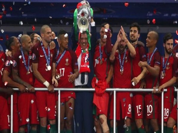 Berita Piala Eropa 2016: Fernando Santos Puji Kekompakan Tim Portugal
