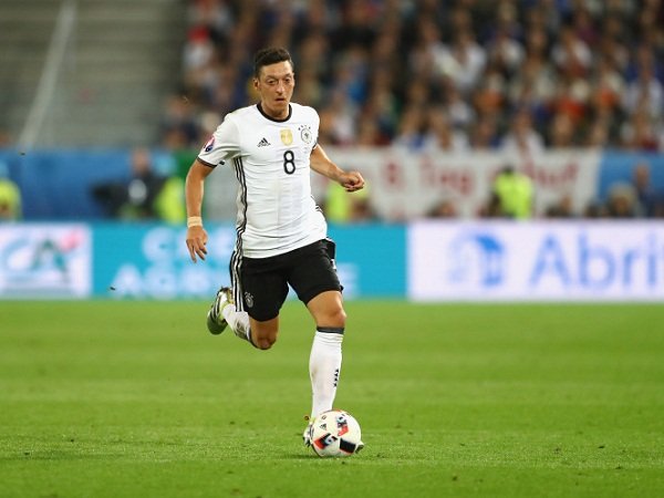 Berita Piala Eropa 2016: Ozil Jadi Pemain Terbaik Jerman Piala Eropa 2016