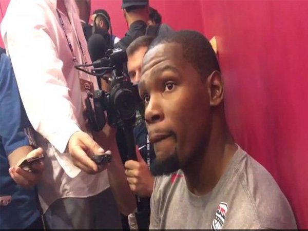 Berita Basket: Hubungan Kevin Durant Dan Westbrook Mungkin Tidak Akan Pernah Sama Lagi?
