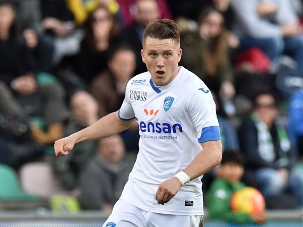 Berita Transfer Pemain : Milan Siap Salip Liverpool Soal Zielinski