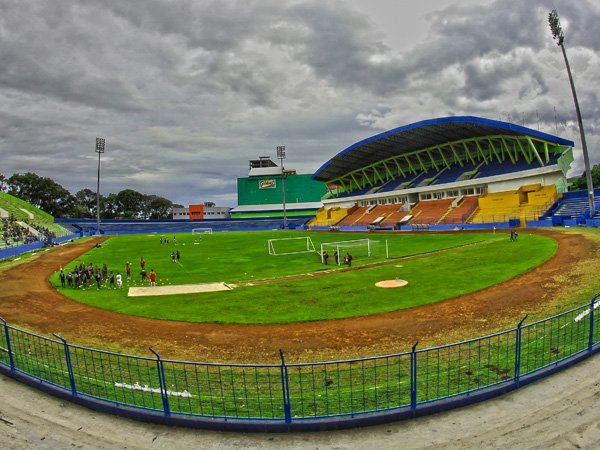 Berita Sepak Bola: Arema Cronus Diusulkan Bermarkas di Stadion Gajayana