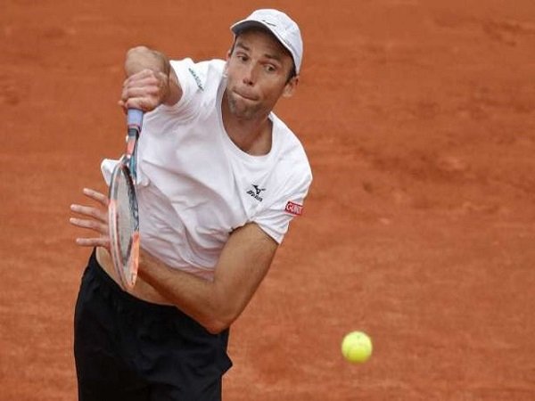 Berita Tenis : Ivo Karlovic Menjadi Pemenang Tertua ATP Tour
