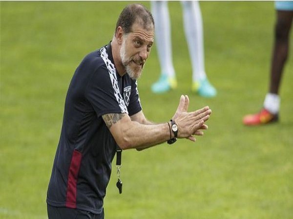 Berita Sepak Bola: West Ham Kalah Dalam Pertandingan Pra-Musim
