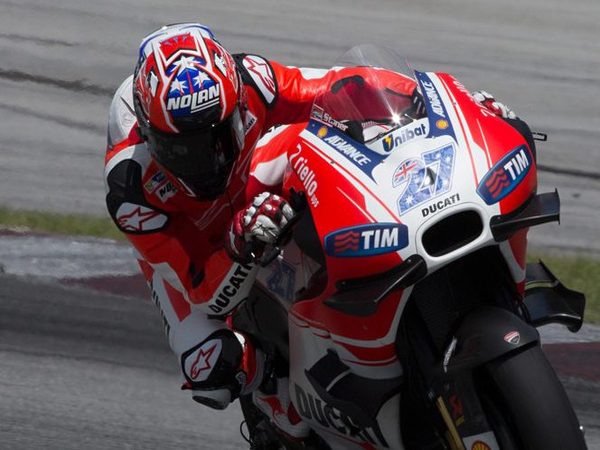 Berita MotoGP: Ciabatti Salahkan Dovizioso dan Iannone 