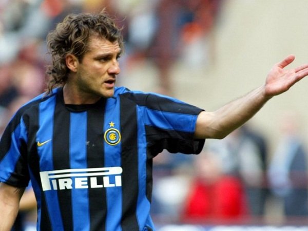 Berita Transfer Pemain: Penyerang Legendaris Inter Milan Ini Akan Kembali Bermain!