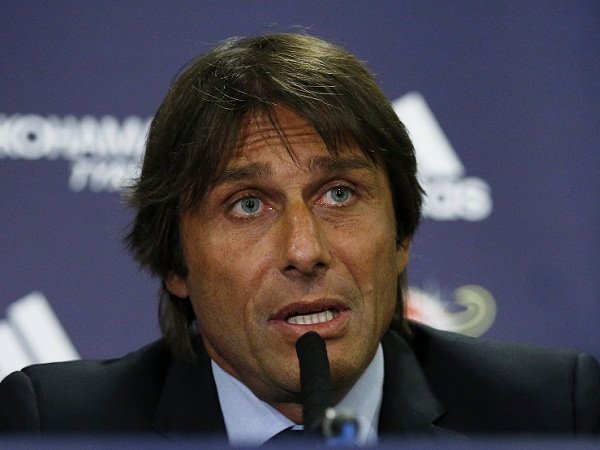 Berita Transfer Pemain: AC Milan Incar Sayap Chelsea, Ini Tanggapan Antonio Conte