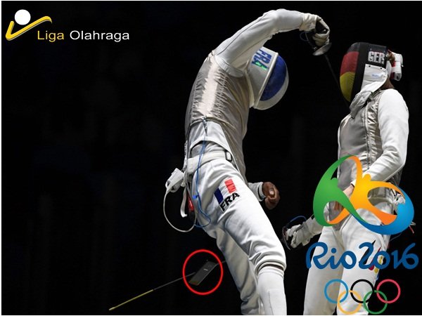 Berita Olimpiade 2016: Kocak, Handphone Atlet ini Jatuh Saat Dia Bertanding