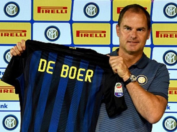Berita Liga Italia: Hujan Deras Gagalkan Debut Frank de Boer Bersama Inter Milan