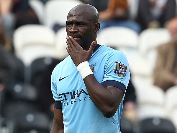 Berita Transfer Pemain: AC Milan Bidik Bek Tak Diinginkan Manchester City