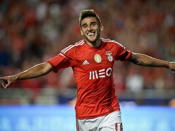 Berita Transfer Pemain: Target Lama AC Milan Akan Tinggalkan Benfica, Minat Rossoneri?