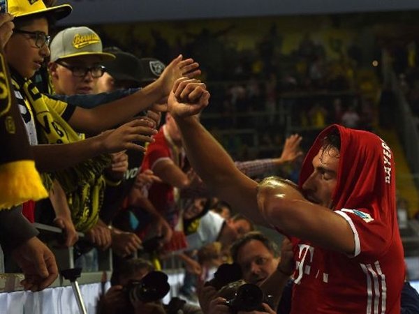 Berita Liga Jerman: Bermain Di Westfallenstadion Mats Hummels Merasa Sangat Aneh