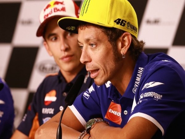 Berita MotoGP: Rossi Prediksi Pertarungan akan Semakin Seru Hingga Akhir Musim
