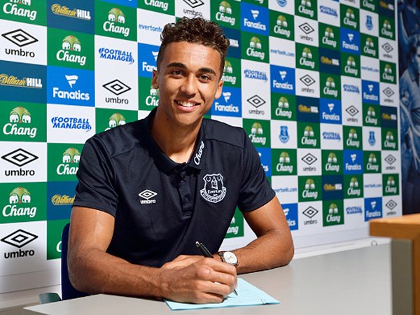 Berita Liga Inggris: Striker Muda Inggris Ungkapkan Alasan Kenapa Pilih Everton Daripada Manchester United