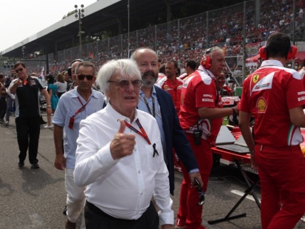 Berita F1: Ini Tawaran Untuk Bernie Ecclestone