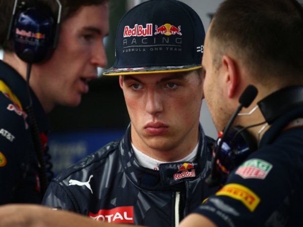 Berita F1: Ketika Max Verstappen Nyaris Menabrak Kadal Raksasa di Grand Prix Singapura