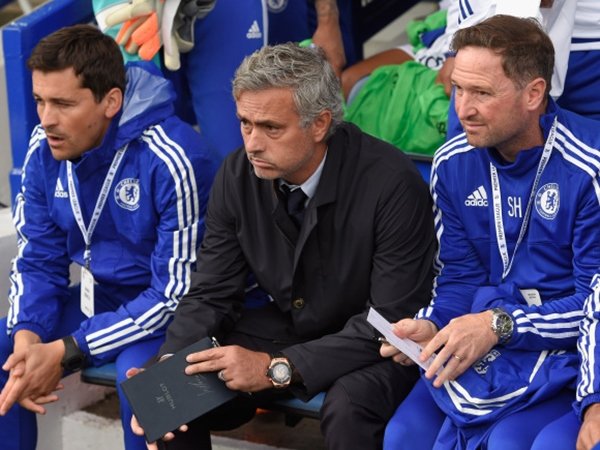 Berita Liga Inggris: Ternyata Mourinho Suka Ngambek Jika Kalah