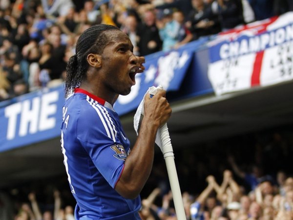 Berita Liga Inggris: Didier Drogba Beri Pujian Sekaligus Sindiran Kepada Walcott