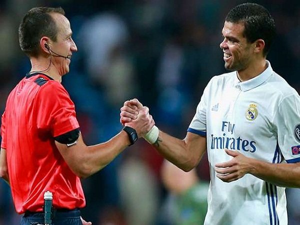 Berita Liga Spanyol: Pepe Ingin Pensiun di Real Madrid