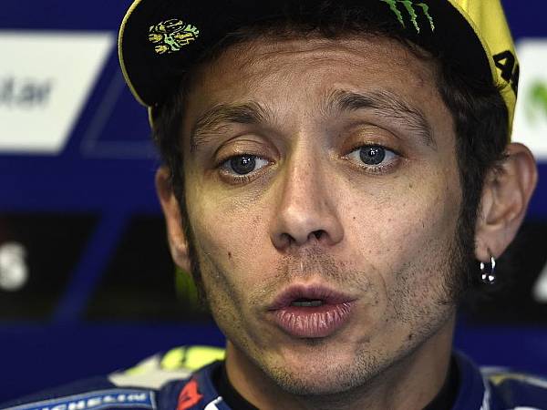 Berita MotoGP Terbaru: Valentino Rossi Marah Karena Penalti, Akhir dari Michelin?