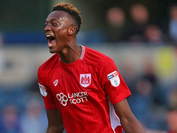 Berita Liga Inggris: Karena Antonio Conte, Striker Muda Chelsea Ini Yakin Bisa Masuk Tim Utama