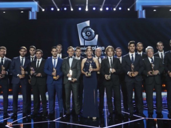 Berita Liga Spanyol : Atletico Borong Gelar Individu, Griezmann Jadi Yang Terbaik di La Liga