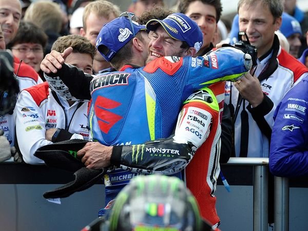 Berita MotoGP Terbaru:  Rossi dan Marquez Puji Kemenangan Cal Crutchlow di Phillip Island
