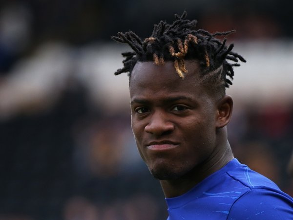 Berita Liga Inggris: Chelsea Kalahkan Banyak Klub Untuk Dapatkan Michy Batshuayi