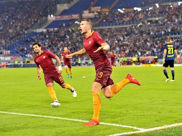 Berita Liga Italia: Legenda Roma ini Anggap Dzeko Mirip dengan Batistuta
