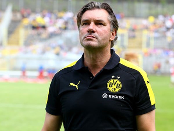 Berita Liga Jerman: Borussia Dortmund Harus Fokus Pada Bundesliga