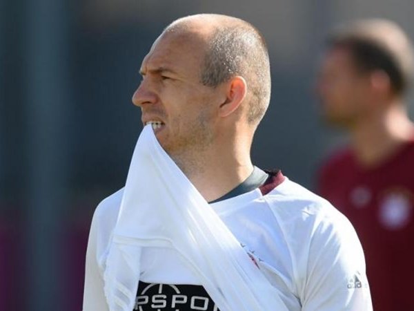Berita Liga Jerman: Bayern Tak Izinkan Arjen Robben Gabung Timnas Belanda, Kenapa?
