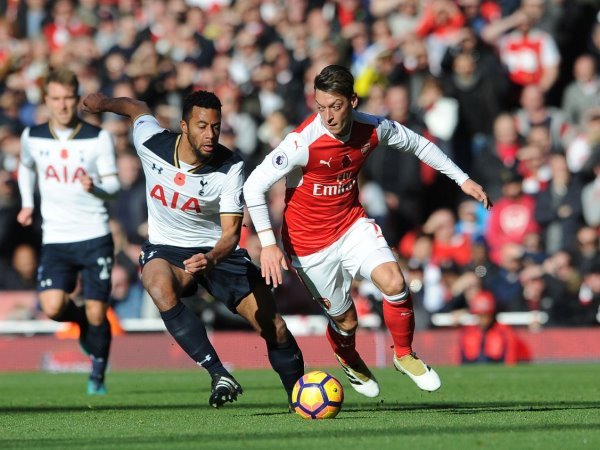 Berita Liga Inggris: Arsenal vs Tottenham Hotspur Berakhir Sama Kuat